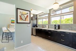 Lux Desert Retreat 4BR Pool Spa Stunning Views