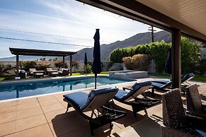 Movie Colony Oasis - Peaceful Walk to Downtown