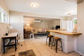 Movie Colony Oasis - Peaceful Walk to Downtown