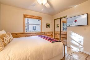 Luxurious Mountain Retreat w Hot Tub Fireplace