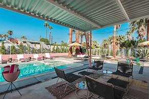 Retro Chic Oasis Saltwater Pool Spa Mnt Views