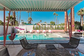 Retro Chic Oasis Saltwater Pool Spa Mnt Views