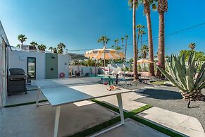 Retro Chic Oasis Saltwater Pool Spa Mnt Views