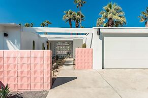 Retro Chic Oasis Saltwater Pool Spa Mnt Views