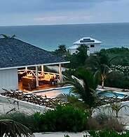 Bohemia Bungalow Three 1 Bedroom Home