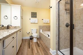 Phoenix Gulf Shores 1902 3 Bedroom Condo