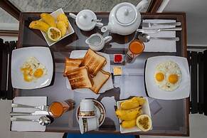 Randon Resort Mirissa