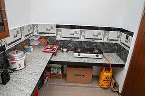 Randon Resort Mirissa