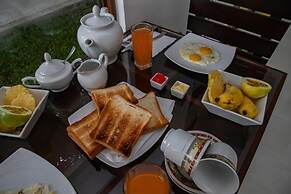 Randon Resort Mirissa