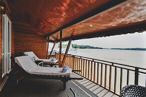 River View Villa