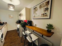 2BR Fortuna Meadow in Belfast