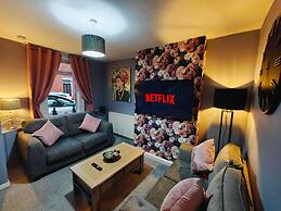 2BR Fortuna Meadow in Belfast