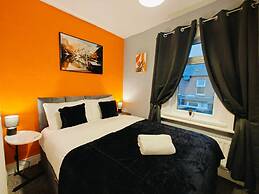 2BR Fortuna Meadow in Belfast