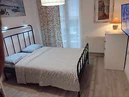 Cosy Flat Helexpo in Old City D11