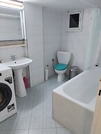 Cosy Flat Helexpo in Old City D11