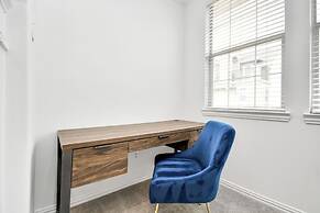 Lux Galleria Home-5BR Roof Deck