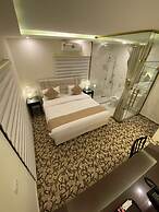 Eighth Wonders Hotel