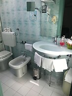 Hotel Eros Residence