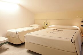 Hotel Eros Residence