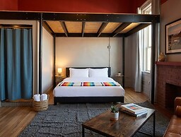 The Well Hotel & Taproom