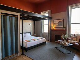 The Well Hotel & Taproom