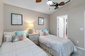 Amazing Vacation Home With Private Pool at Highland Reserve!