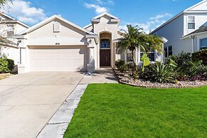 Amazing Vacation Home With Private Pool at Highland Reserve!