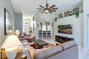 Amazing Vacation Home With Private Pool at Highland Reserve!