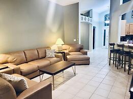 Amazing Vacation Home With Private Pool at Highland Reserve!