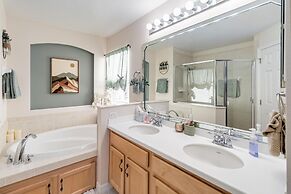 Amazing Vacation Home With Private Pool at Highland Reserve!