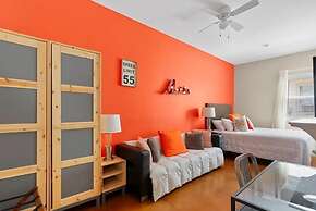 Lake Estate w Pool and Amazing Outdoors