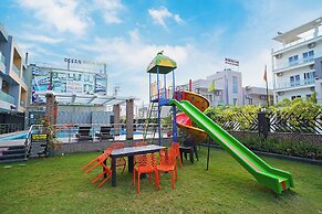 Royal Palace Beach Resort