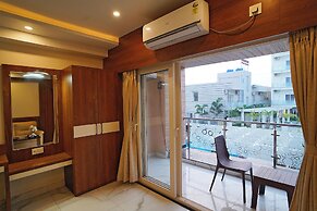 Royal Palace Beach Resort