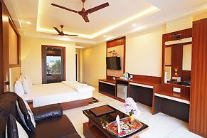 Royal Palace Beach Resort