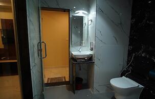 Royal Palace Beach Resort