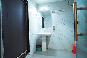 Royal Palace Beach Resort