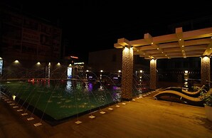 Royal Palace Beach Resort