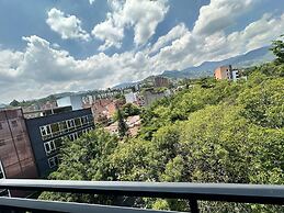 LINVING 35 8TH FLOOR VIP