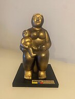 LINVING 35 8TH FLOOR VIP