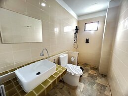 Sunrise Serenity Phuket Resort