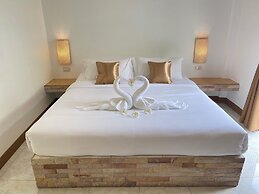 Sunrise Serenity Phuket Resort