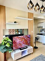 Wonderful One Bedroom at Avida No. 40