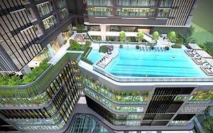 Vivian Lancaster Legacy Residence Luxury