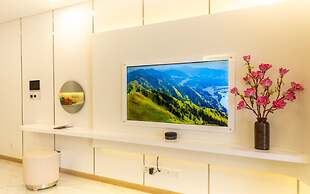 Vivian Lancaster Legacy Residence Luxury