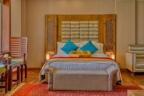 Golden Meadows Hotels & Resorts