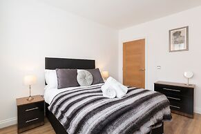 Birmingham City Centre Spacious Apartment