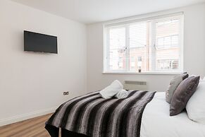 Birmingham City Centre Spacious Apartment