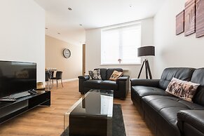 Birmingham City Centre Spacious Apartment