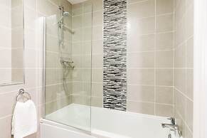 Birmingham City Centre Spacious Apartment