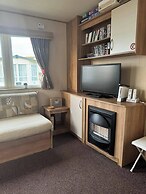 3 bed With Balcony on Lido Beach